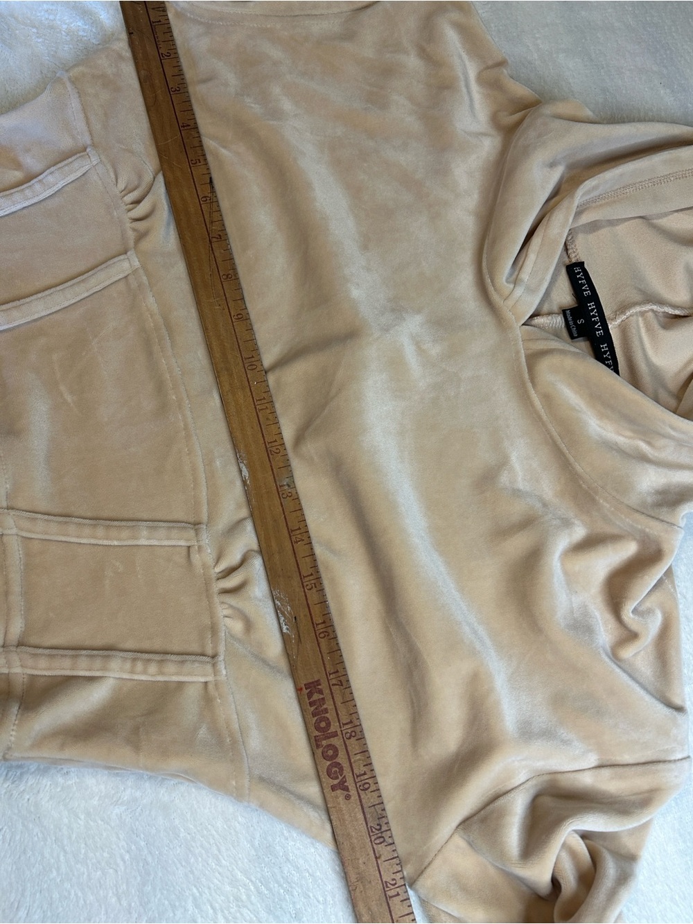 HYFYE Cropped Corset Waist Cropped Velvet Hoodie Beige Women S - Picture 4 of 7